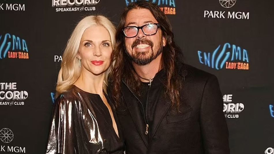 Dave Grohl y su esposa Jordyn Blum