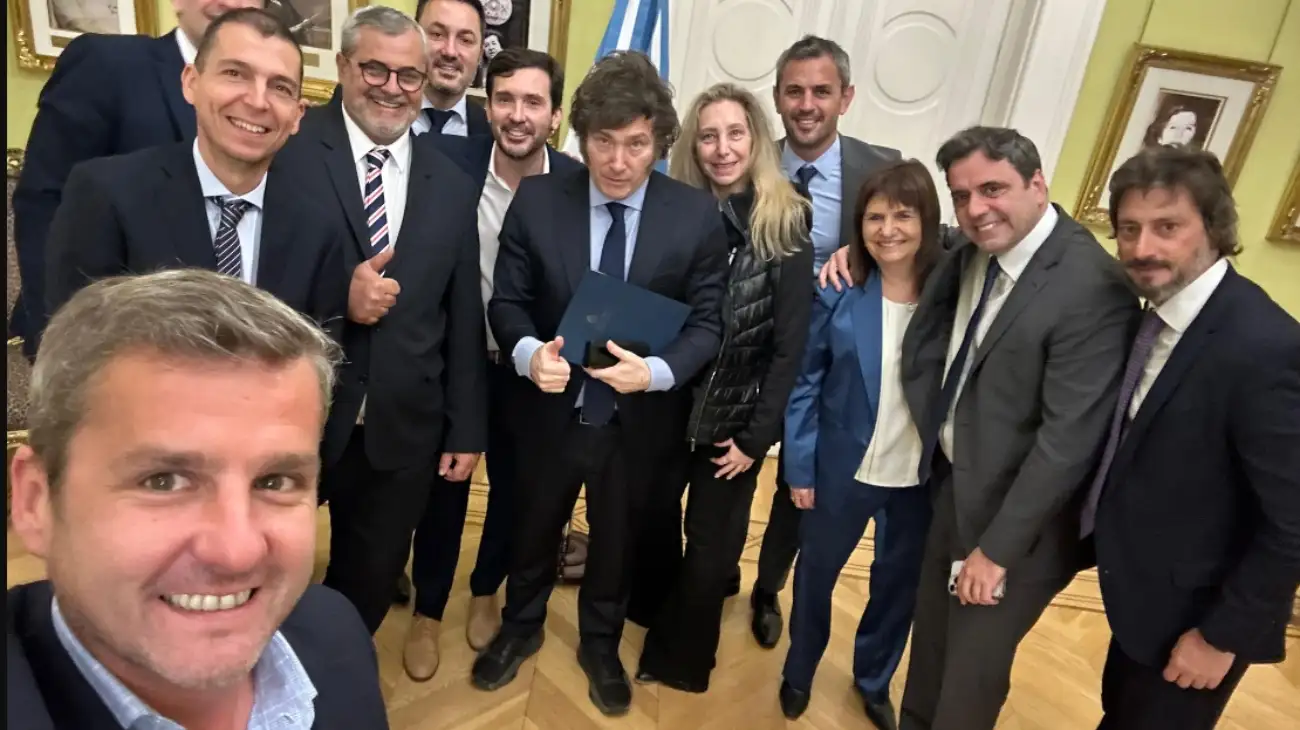 diputados-radicales-con-milei-1870965