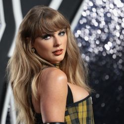Taylor Swift reivindica el tartán y la moda "punk" en los MTV VMAs 2024