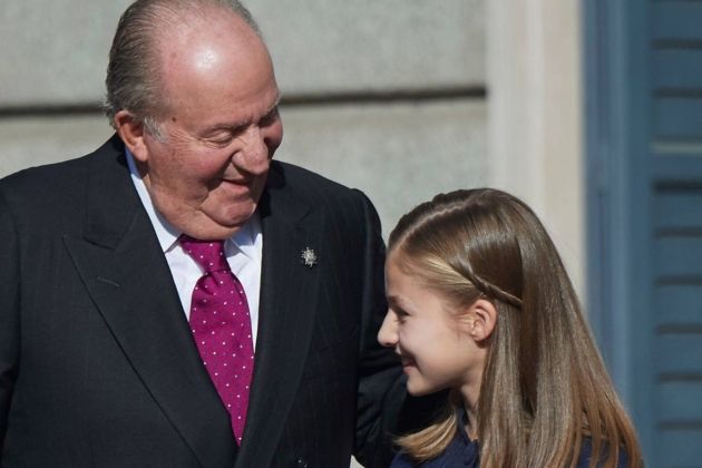 Juan Carlos I y la princesa Leonor