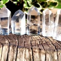 Mónica, realiza Reiki a distancia, esta práctica energética puede ayudar a tu bienestar y crecimiento personal.