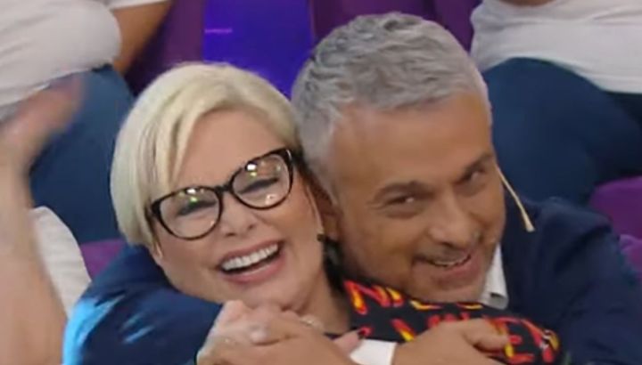 Mario Massaccesi le hizo un gran recibimiento a Carmen Barbieri en "Cuestión de peso": "Se queda en este programa"