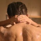 Mingyu semidesnudo para una campaña