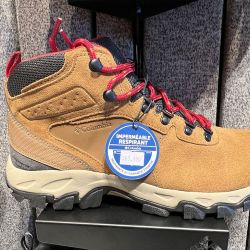 Viajar a Santiago de Chile para hacer compras y equiparse con todo lo necesario para el outdoor sigue resultando conveniente para los argentinos.