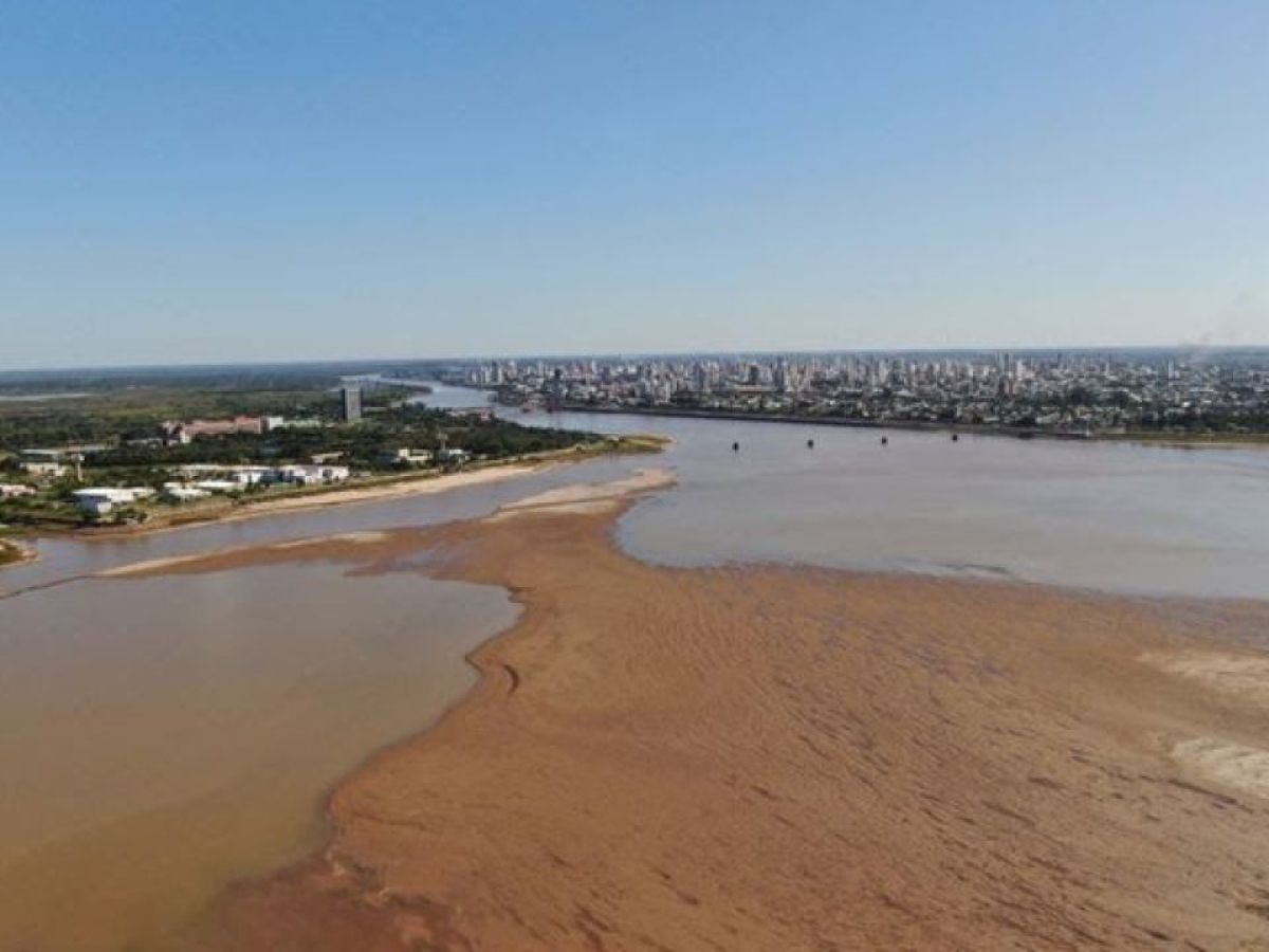 Preocupación por la bajante del Paraná: el desafío de los transportistas fluviales