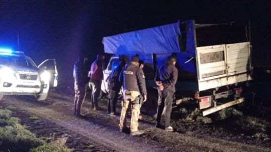 Viedma: detienen a 4 cazadores furtivos con un arsenal de armas y municiones