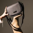 De 10 Carteras en el Living de Casa a Envíos al Exterior: La Inspiradora Historia de Anto Racca Bags