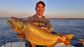 Con carnada a la deriva, en las puntas de las piedras se dieron buenas capturas, en un contexto de pesca difícil.