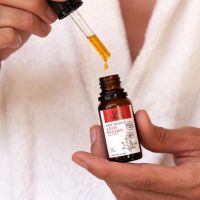 El uso cosmético de aceites vegetales orgánicos y aceites esenciales