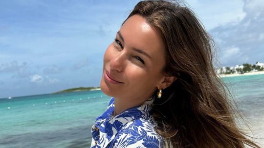 Pampita deslumbró con un total look print que será tendencia este verano 2025