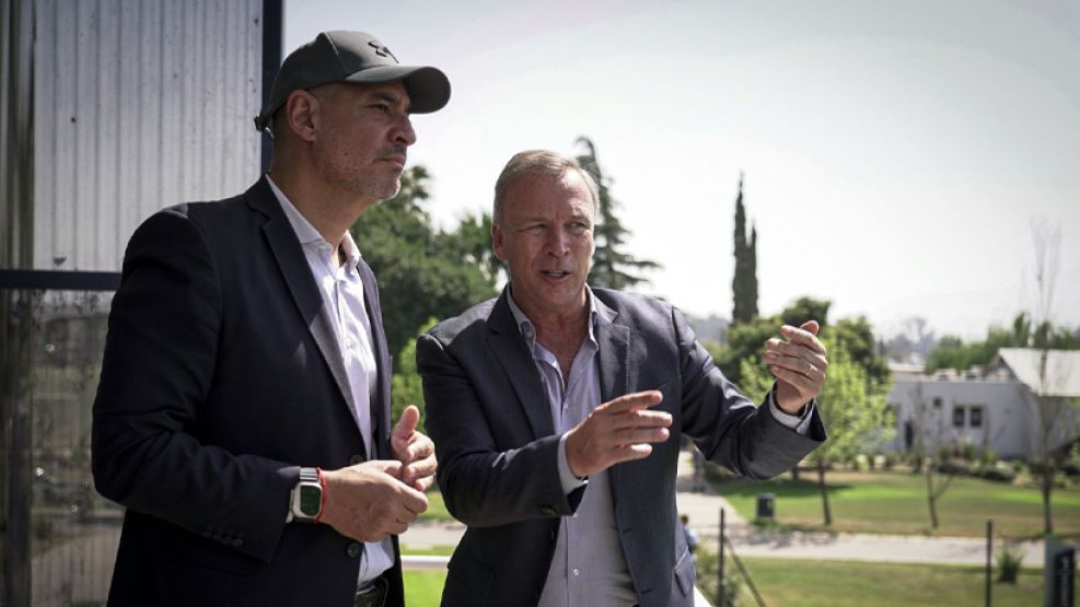 Miguel Siciliano junto a Andrés Fassi