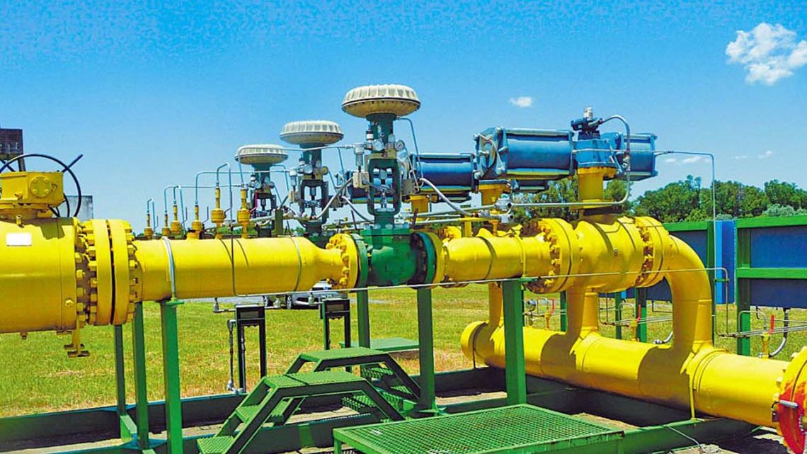 GNL: YPF admite problemas con Petronas, pero asegura que el proyecto se realizará