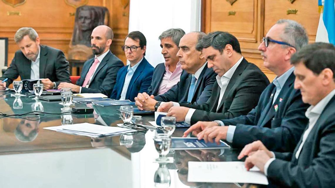 El recorte que le pide el Gobierno a las provincias