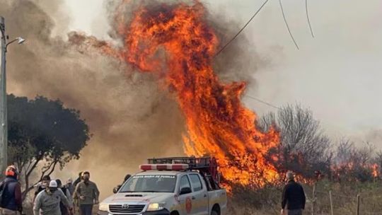 Agresión a los bomberos: “si tienen algún problema político lo deben resolver con Quinteros o Llaryora, no con quienes ponen el cuerpo”