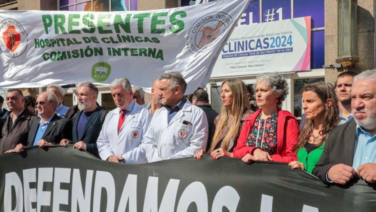 Marcha en el Hospital de Clínicas | Foto:CEDOC