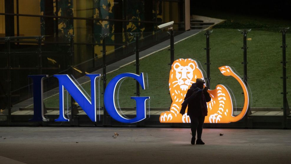 ING Group NV Enters Exclusive Talks With Societe Generale SA on French Retail Clients