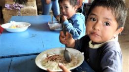 La pobreza afecta a más del 60% de los niños.