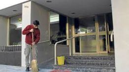 Polémica por la vivienda obligatoria para encargados de edificio en CABA.