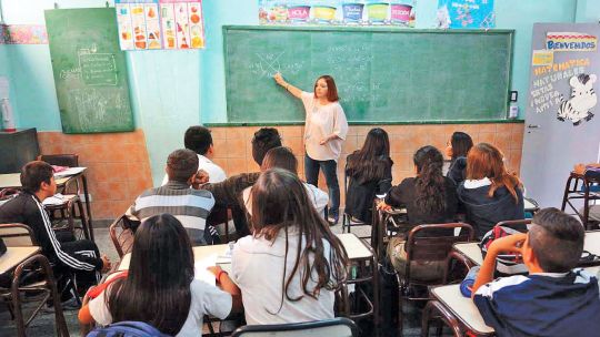 Los modelos educativos en los que se basó la Ciudad para su plan Secundaria Aprende