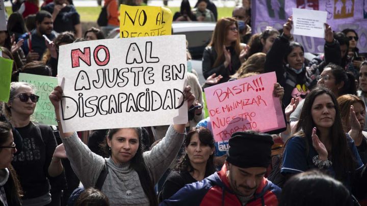 MOTOSIERRA. El Gobierno planea un recorte para las pensiones.