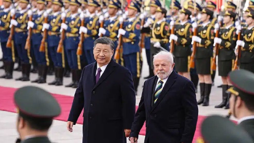 20240928 Xi Jinping y Lula Da Silva, presidentes de China y Brasil, en una foto de archivo 