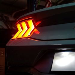 Ford celebra los 60 años del Mustang con la llegada al país del GT Performance V8.