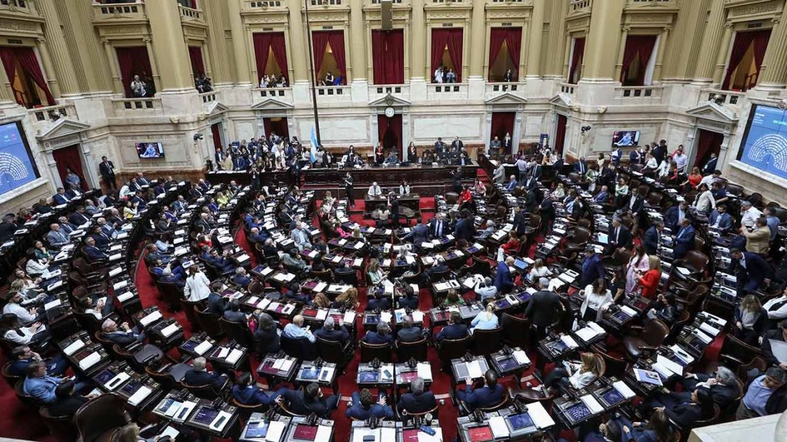 Session in the lower house Chamber of Deputies.