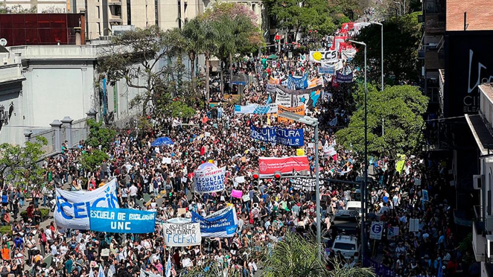 Marcha Universitaria - Córdoba