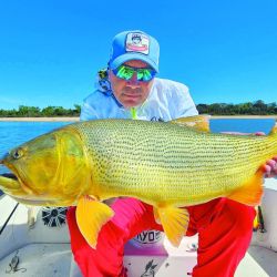 Dos días de intensa pesca en el Paraná Medio  a la altura de Esquina.
