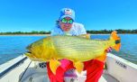 Esquina: pesca en la casita del dorado