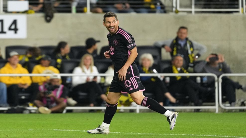 20241002 Lionel Messi hizo dos goles y ganó la MLS Supporters’ Shield con Inter Miami