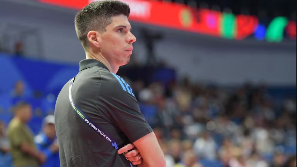 Matías Lucuix el entrenador de la Selección Argentina de Futsal