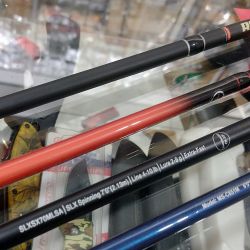 Algunas especies requieren de cañas de potencia para pescarlas, tal el caso de las tarariras, que por su boca dura nos obliga a reforzar este ítem. 