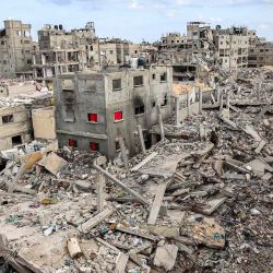 Esta vista general muestra los edificios destruidos en Khan Yunis, en el sur de la Franja de Gaza. Foto de Bashar TALEB / AFP | Foto:AFP