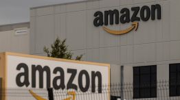 Amazon Staten Island Center Is Retailer’s First To Unionize