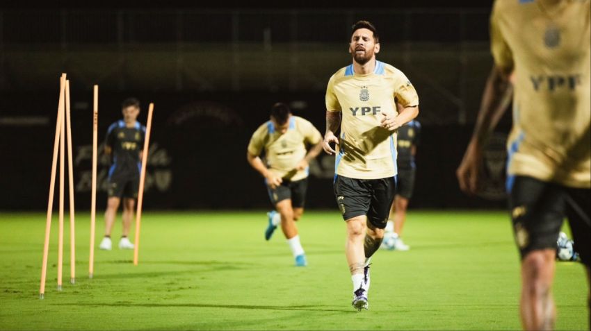 Volvió el 10: Messi entrenó por primera vez con la Selección desde la Copa América 2024.