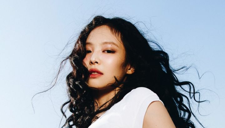 Las impactantes fotos de Jennie para promocionar su esperado single "Mantra"