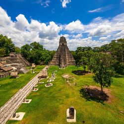 Guatemala ofrece historia maya y española, pero también una naturlaeza exuberante.