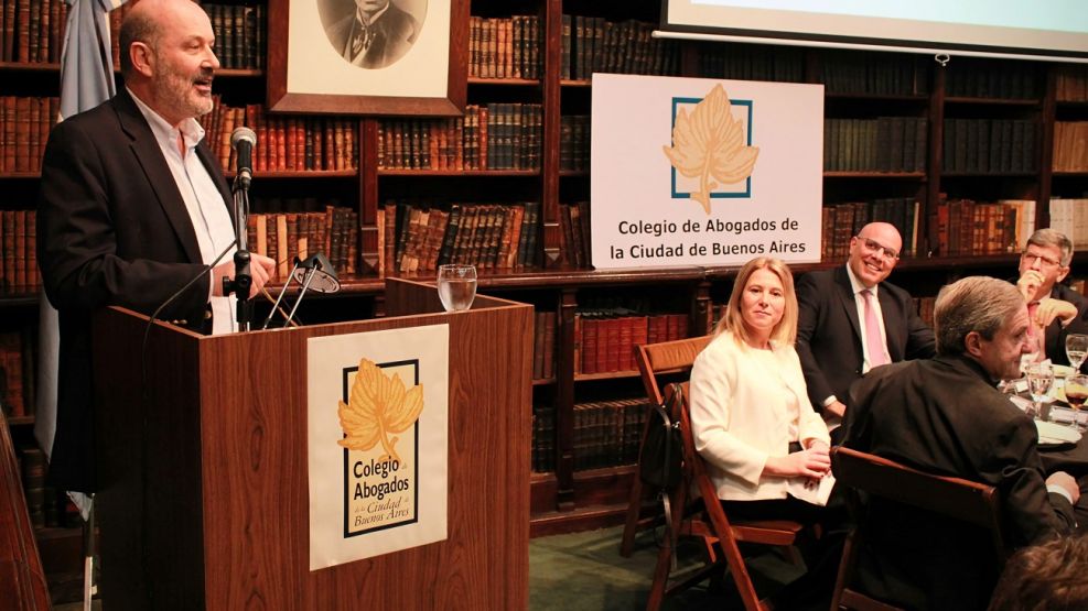 Discurso de Sturzenegger ante el Colegio de Abogados de CABA