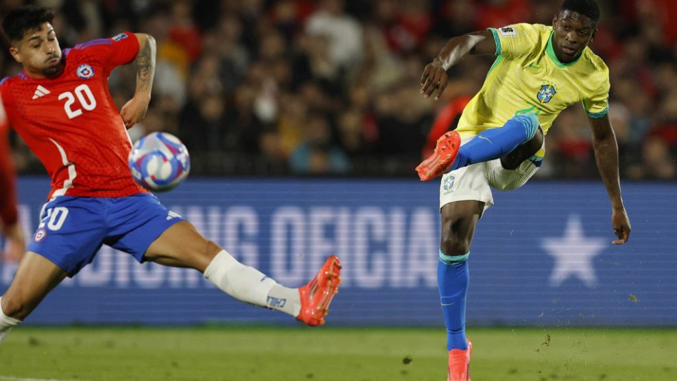 Brasil venció 2-1 a Chile y complicó a Gareca en las Eliminatorias del Mundial 2026.