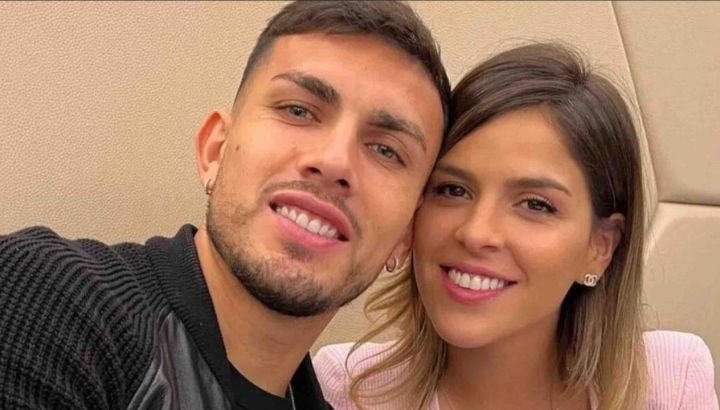 El sorprendente nombre que Leandro Paredes y Camila Galante eligieron para su tercer hijo en honor a un jugador de la Selección Argentina