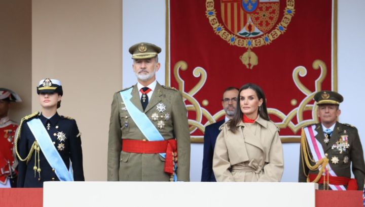 El sorpresivo enojo en público de Letizia Ortiz que sorprendió a su esposo e hija