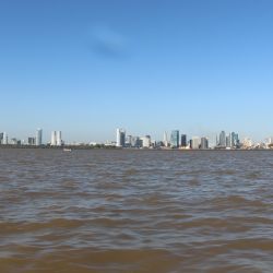 El Río de la Plata sigue brindándonos la chance de pescar pejerreyes, solos o combinando con bagres de mar y tarariras, otras especies para disfrutar en este momento del año. 