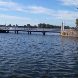 A casi 200 km de la ciudad de Buenos Aires, el viejo Parque Paseo Colón es el lugar de esparcimiento para la comunidad, y hoy una realidad aquel sueño de su ideólogo y mentor Miguel Plaza Montero.