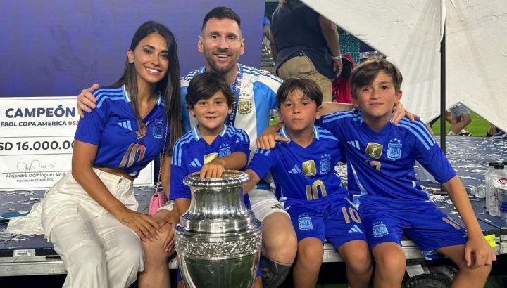 Mamá orgullosa: Antonela Roccuzzo celebró con su hijo Mateo que salió campeón	