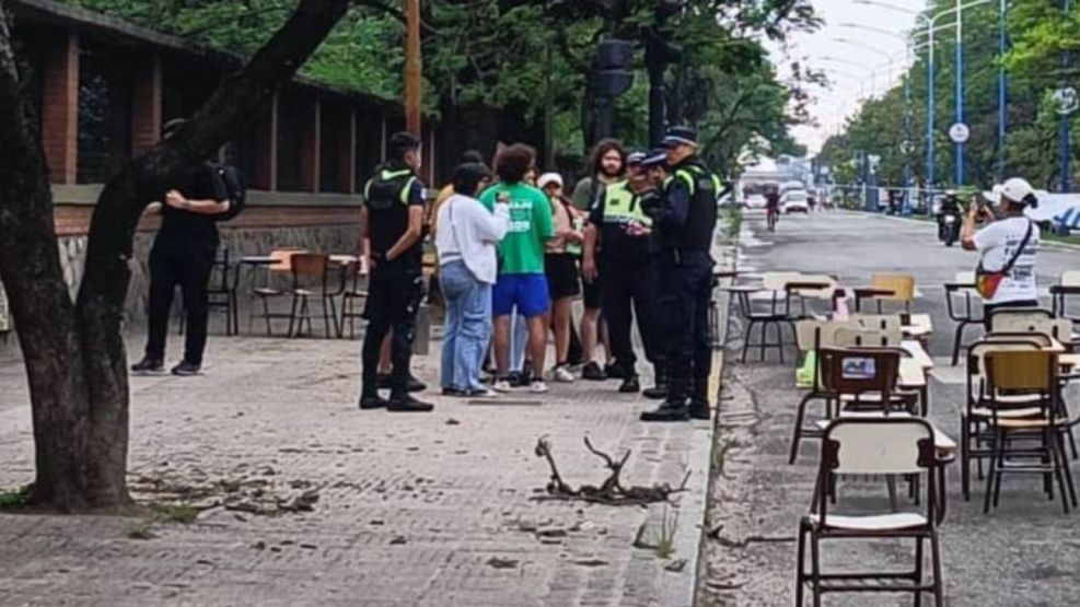 Desalojo policial en la Universidad de Tucumán