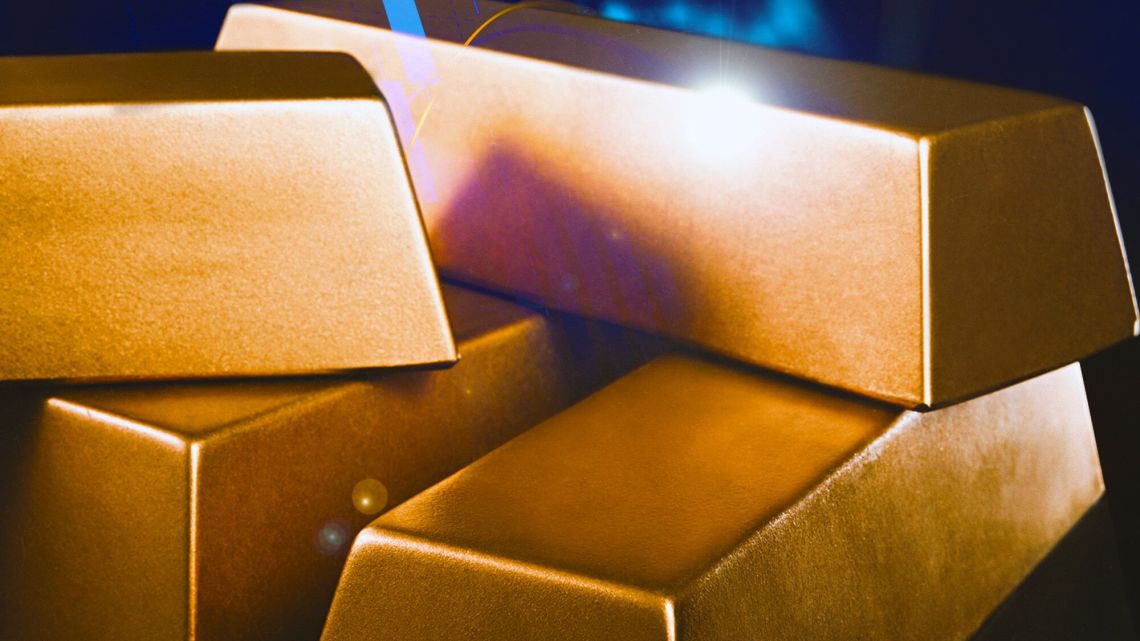 El precio del oro supera por primera vez los US$ 2.700 por onza y ...