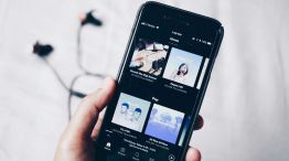 20102024_spotify_celular_cedoc_g