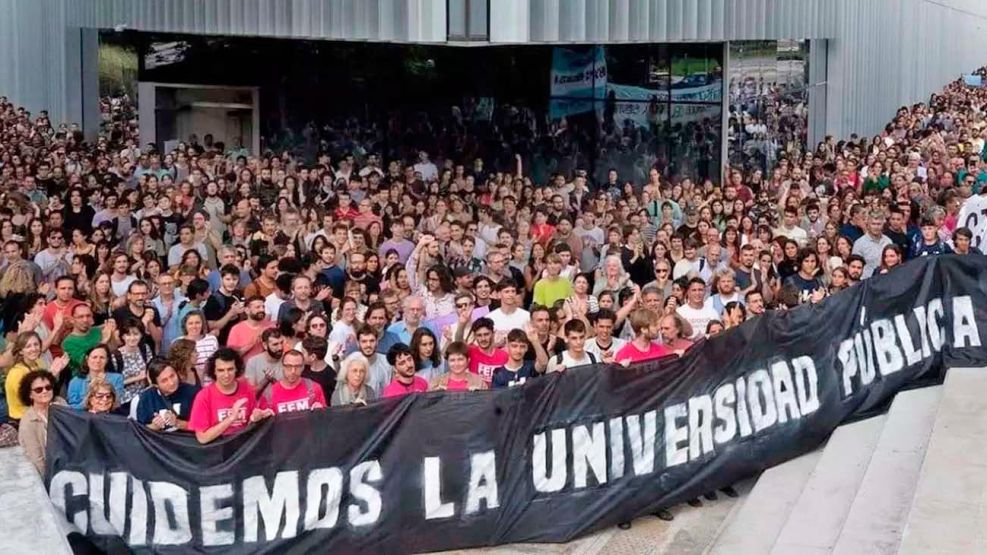 20102024_protesta_universidad_publica_cedoc_g