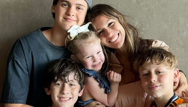 El emotivo mensaje de Pampita para sus cinco hijos: "Me enseñan cada día"